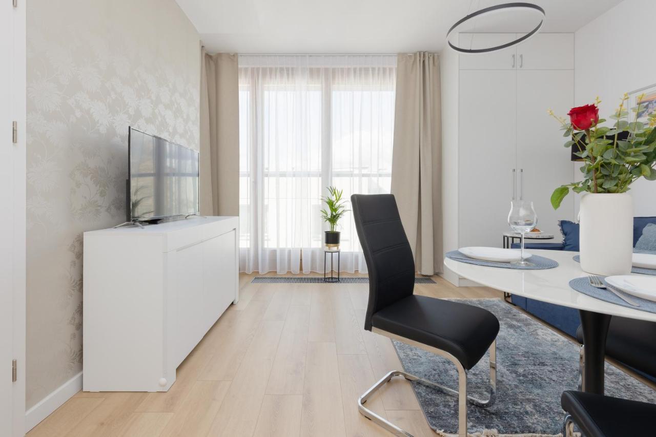 Warszawa Srodmiescie Bonifraterska Apartments By Noclegi Renters Exterior foto
